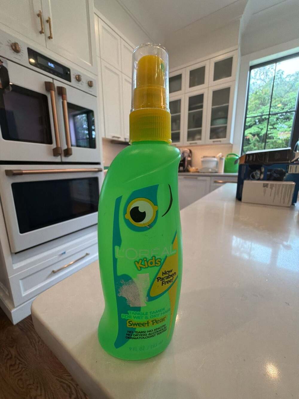 L'Oreal Kids Tangle Tamer Sweet Pear Detangler Spray 9 fl oz